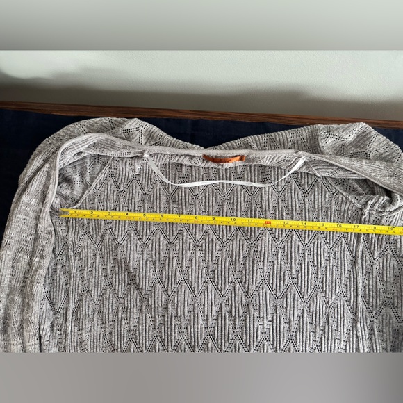 Belldini Light Gray Long Sleeve Knit Open Front Cardigan Sweater - Picture 10 of 11